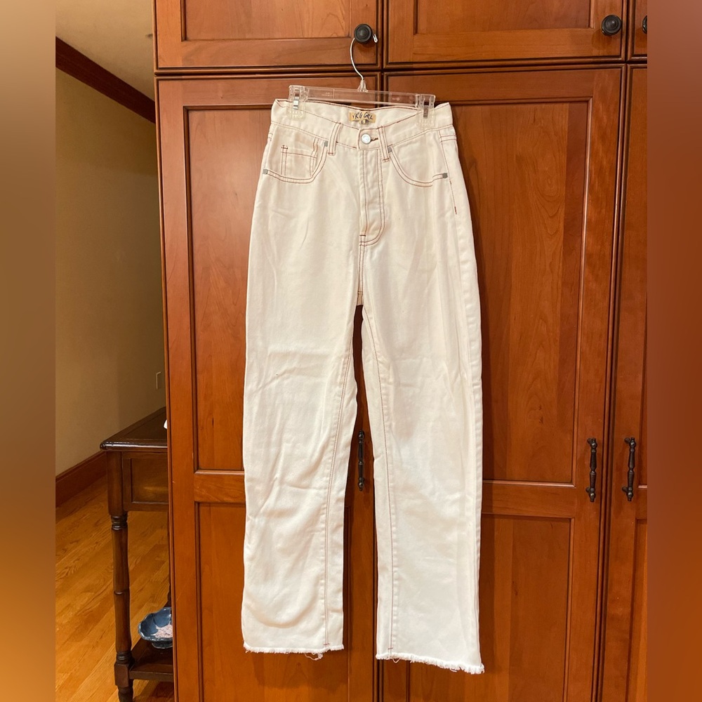 Verge Girl White Cowboy Jeans, Brown Detailing | VRG GRL Size US 4 - Picture 2 of 12